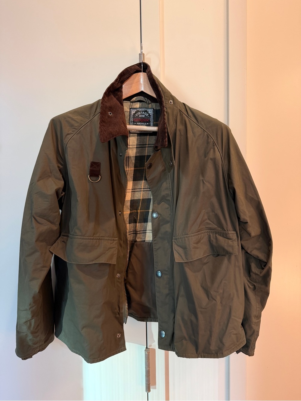 Men’s Cropped Dark Olive Jacket with Corduroy Collar Size L